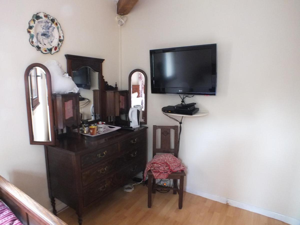 Country B&B Saint-Pierre-d'Eyraud 외부 사진